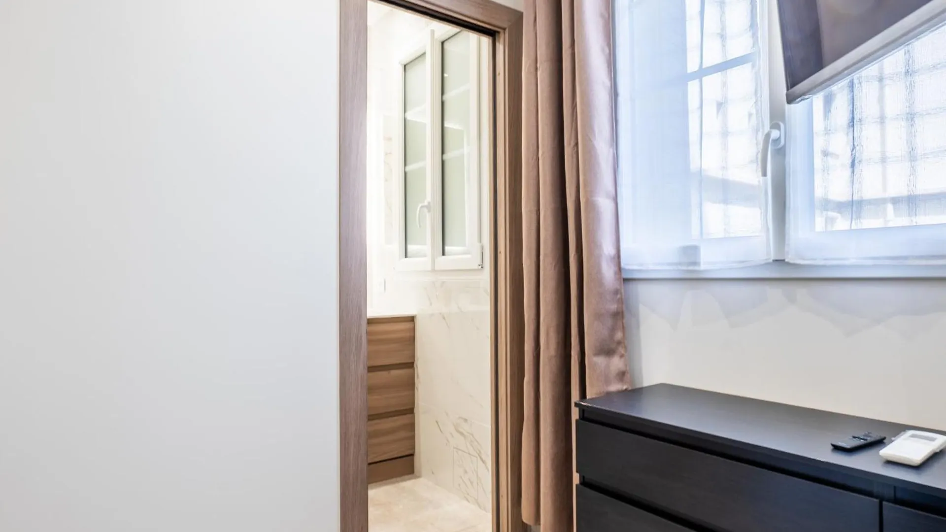 Garden-Level Apartment 10-Min On Foot To City Center Cannes