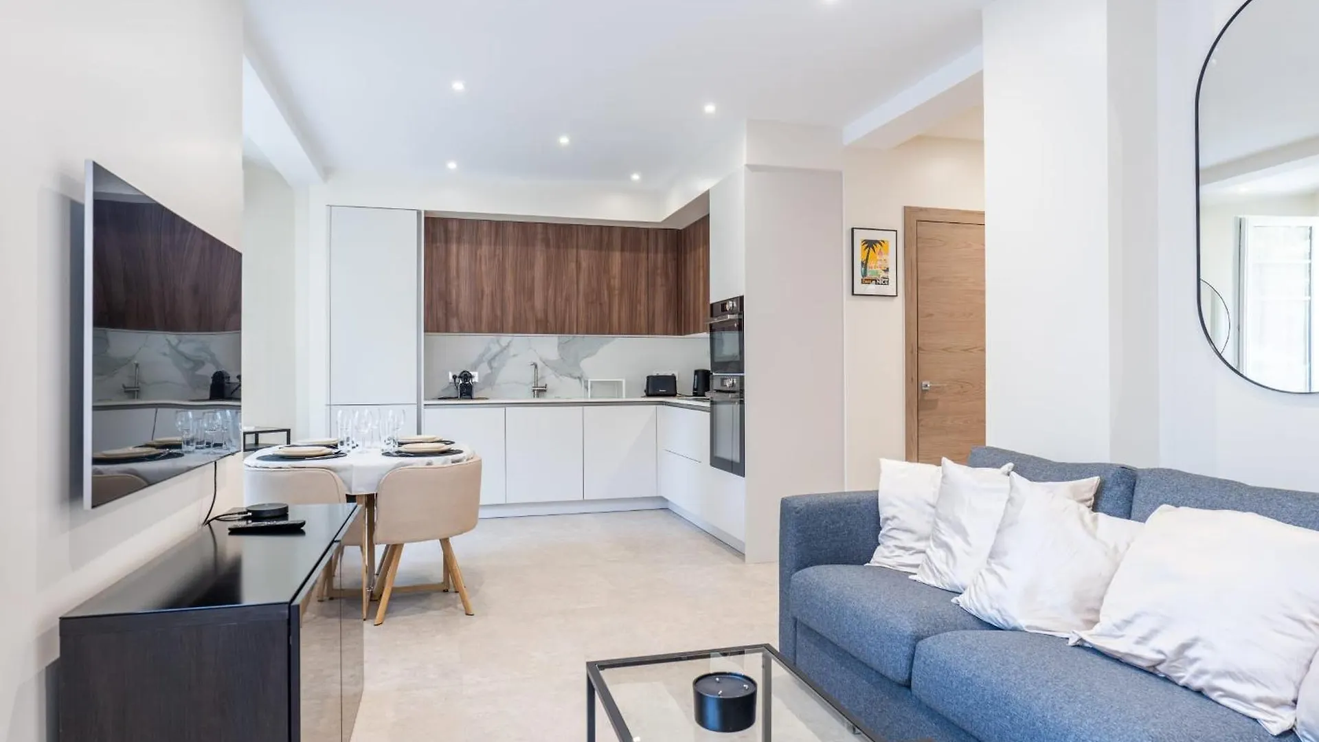 Garden-Level Apartment 10-Min On Foot To City Center Cannes France