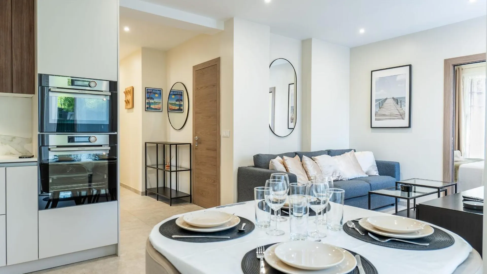 Garden-Level Apartment 10-Min On Foot To City Center Cannes France