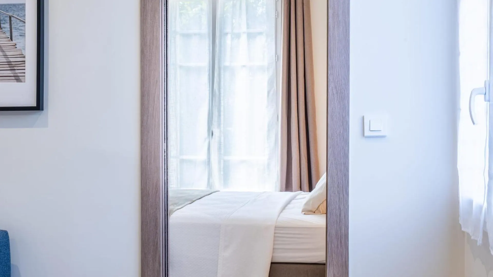 Garden-Level Apartment 10-Min On Foot To City Center Cannes