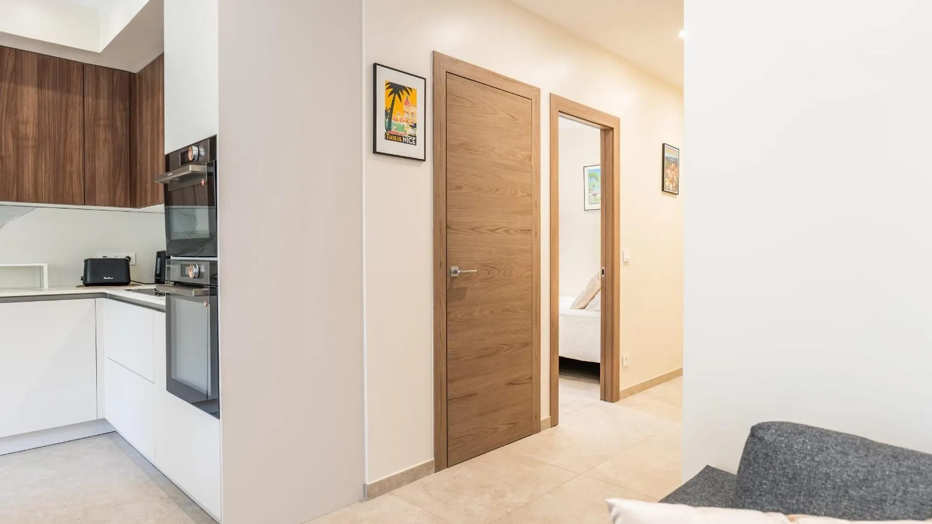 Garden-Level Apartment 10-Min On Foot To City Center Cannes